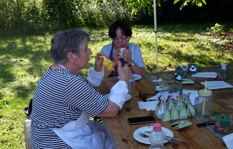 Datei:Klingenbruchhof 2021 Picknick 05.jpg