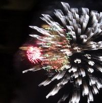 Datei:Feuerwerk-05-klein.JPG