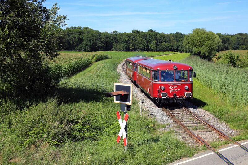Datei:Krebsbachtalbahn Siegelsbacher Wald (Groß).jpg