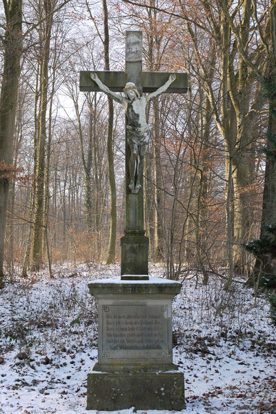 Datei:Balzfeld Fuchsloch 03.jpg